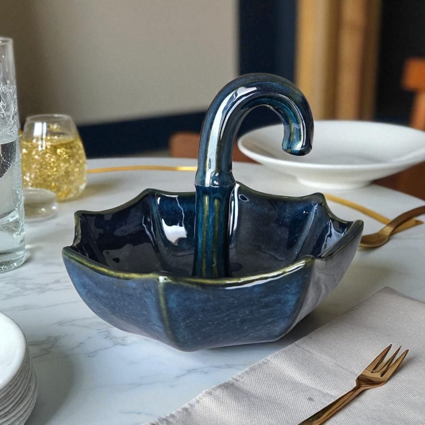 Velvet Voyage Snack Server